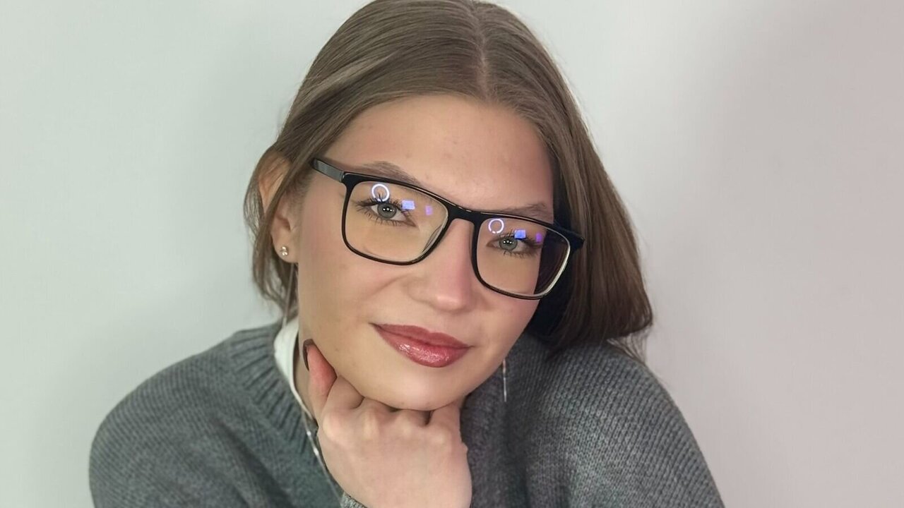 Live Porn Camera of HarrietteCarn