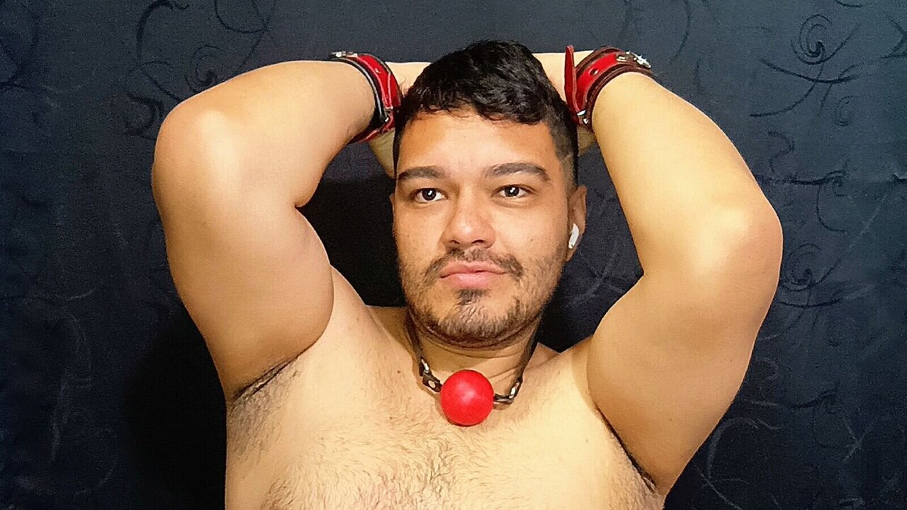 Live Porn Camera of AlejoWolf