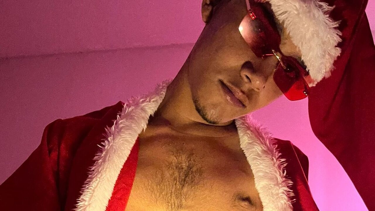 Live Porn Camera of AndresMegia