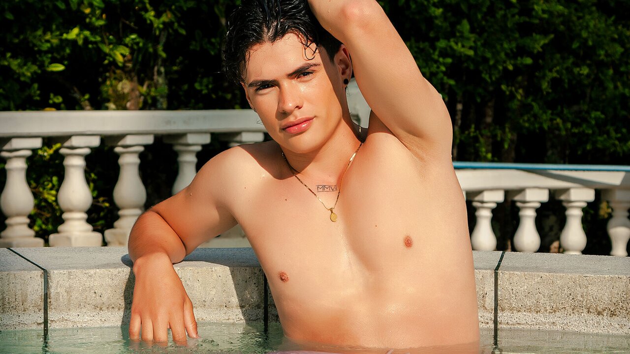 Live Porn Camera of BenitoSaenz