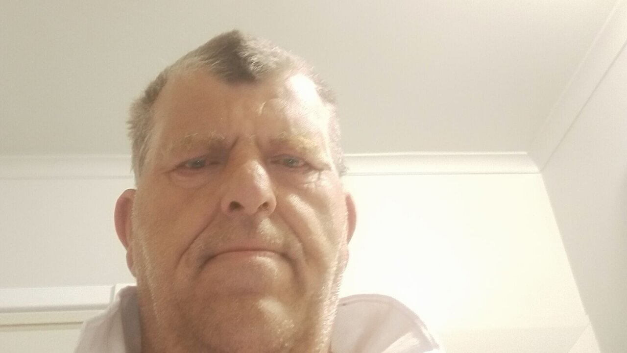 Live Porn Camera of DaveWhite