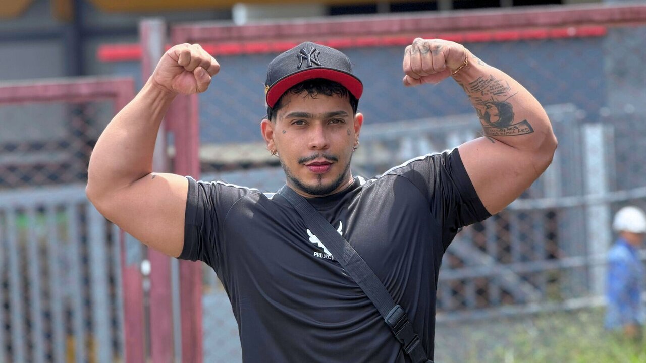 Live Porn Camera of DeimonLaker