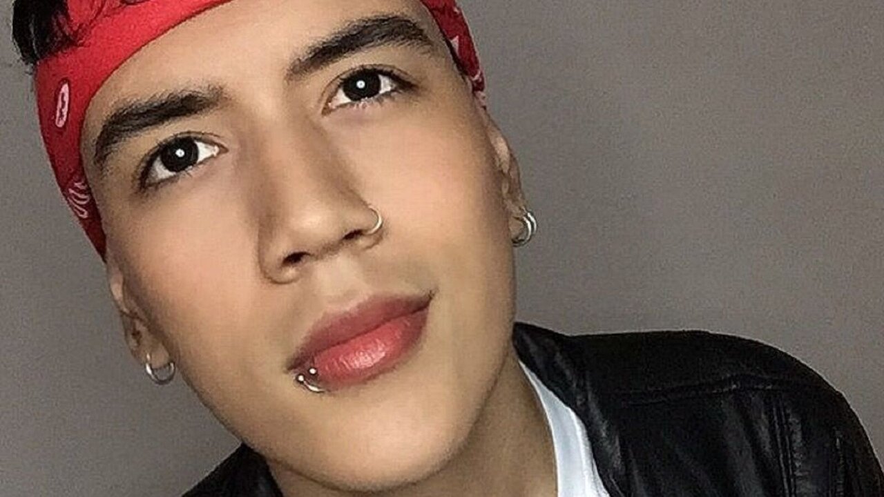 Live Porn Camera of GabrielBash