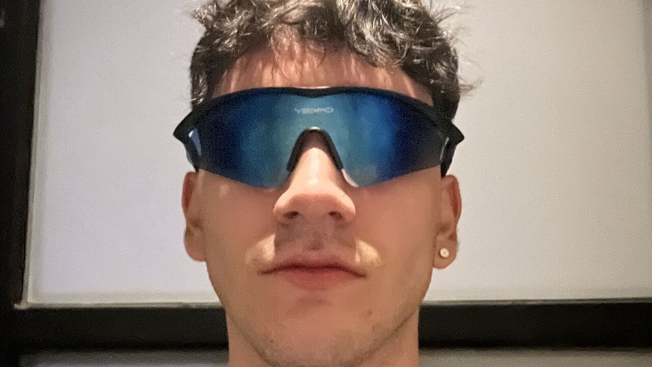 Live Porn Camera of LeoPardos