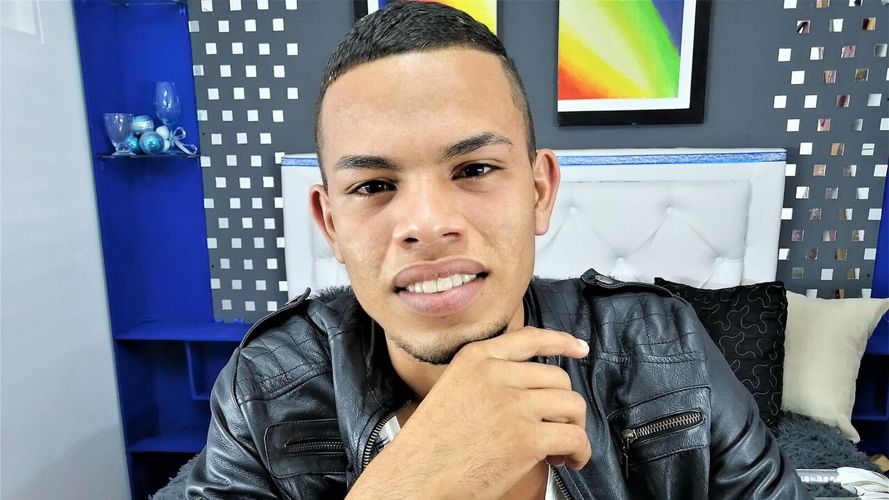 Live Porn Camera of MaicolGutierrez