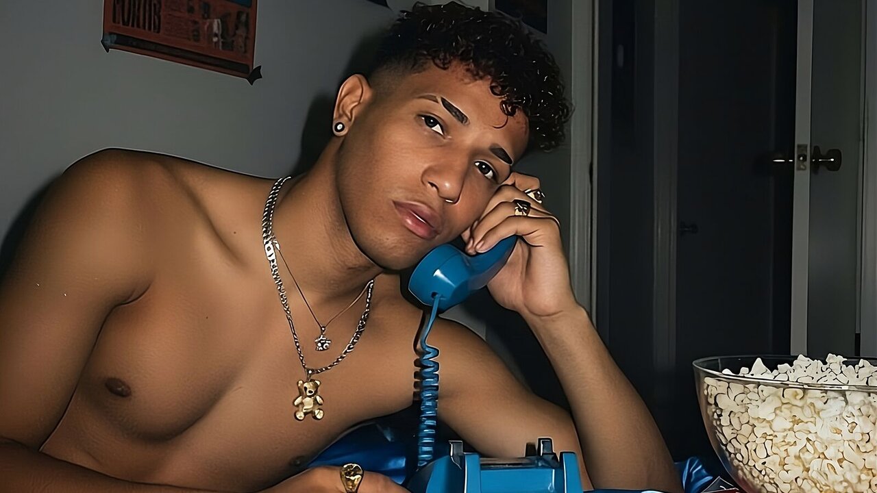 Live Porn Camera of MaikelGarcia