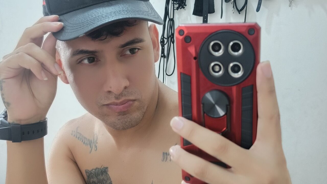 Live Porn Camera of MckinleyScot