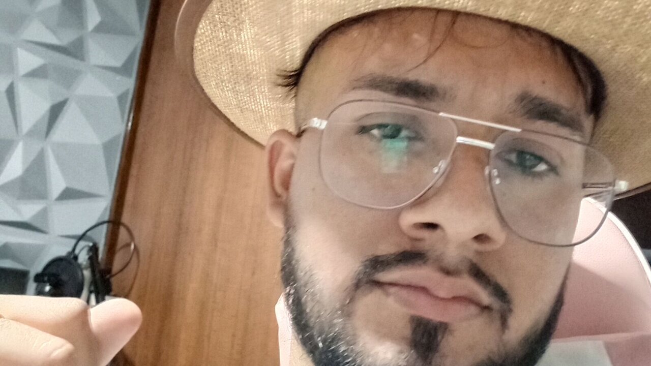 Live Porn Camera of RobertsVela