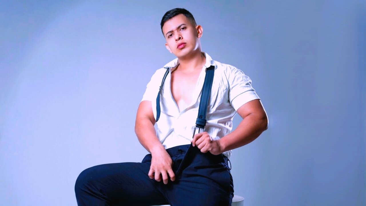 Live Porn Camera of RomanCross