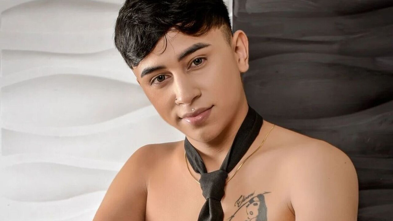 Live Porn Camera of TylerRaw