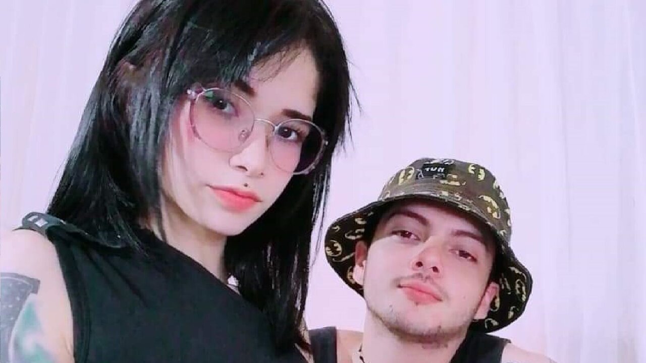 Live Porn Camera of AnnaAndJoel