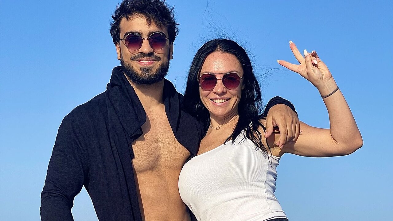 Live Porn Camera of EthanJulika