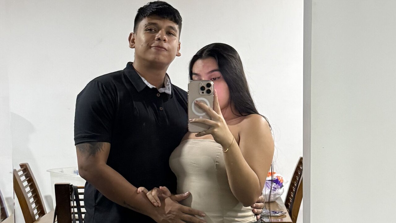 Live Porn Camera of TonyAndKonnie