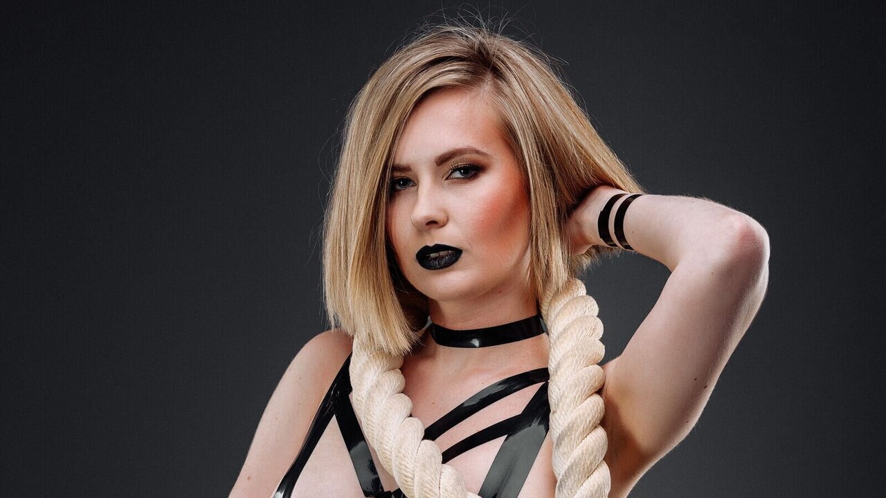 Live Porn Camera of JuliaMyers