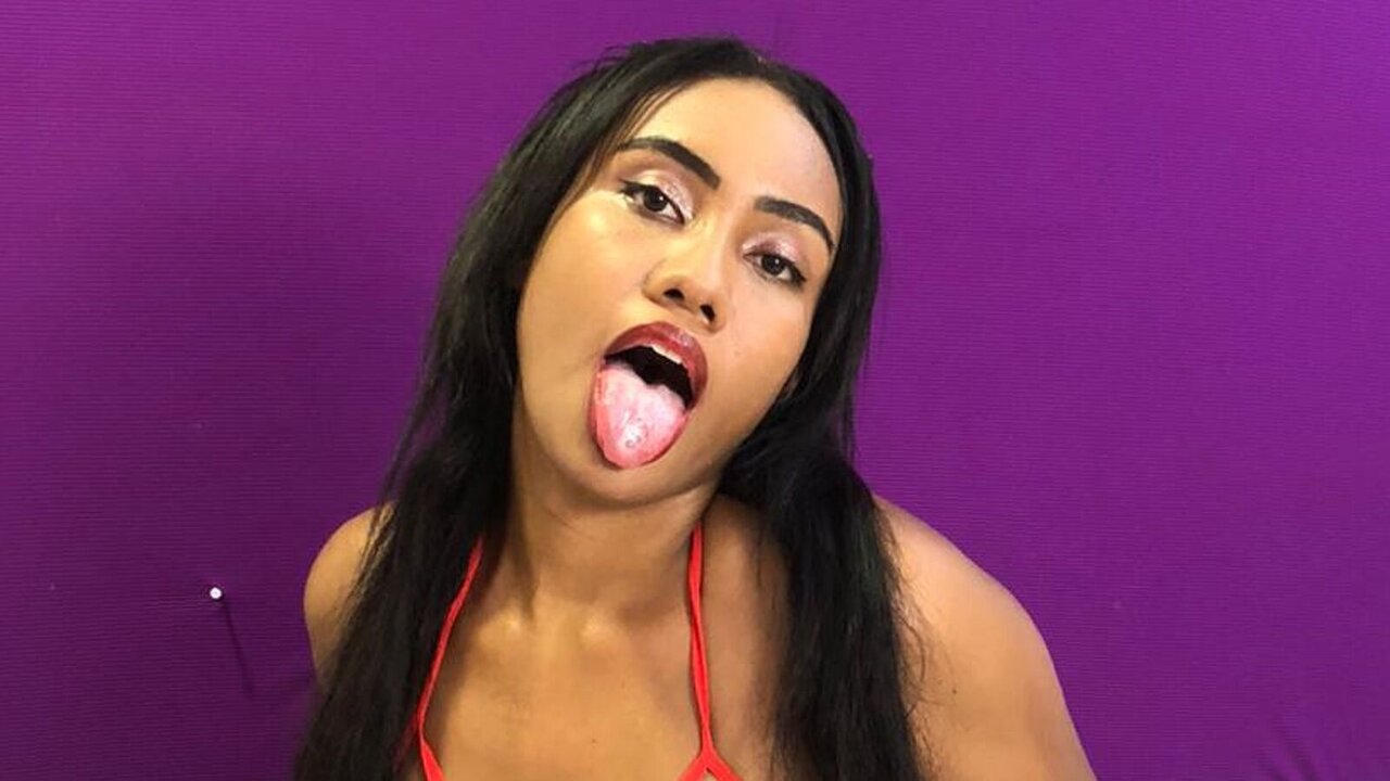 Live Porn Camera of MonicaHo