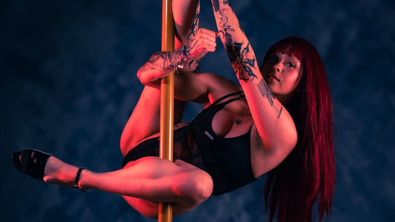 Live Porn Camera of SaskiaVellour