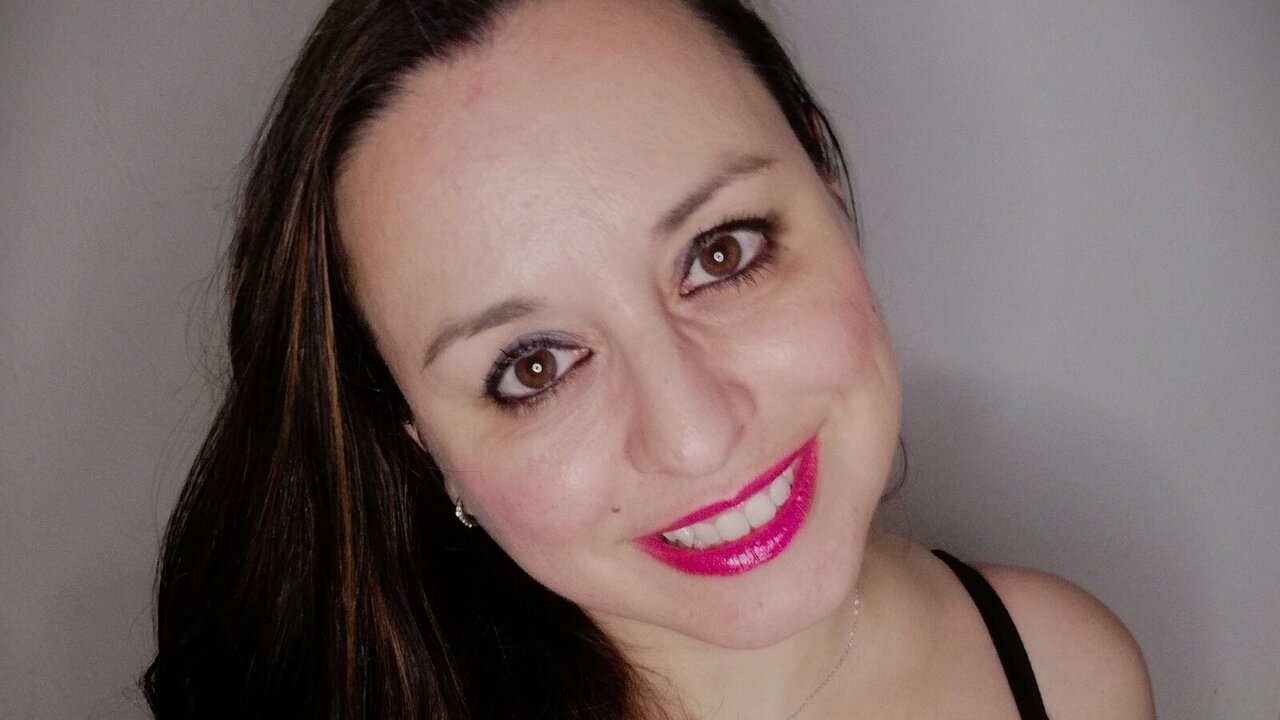 Live Porn Camera of AdelaAlbaNatural