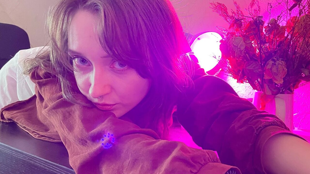 Live Porn Camera of AnyVibes