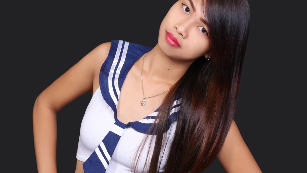 Live Porn Camera of ArianeQuinn