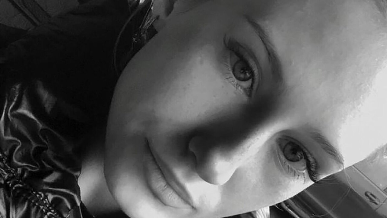 Live Porn Camera of AsyaFoxie