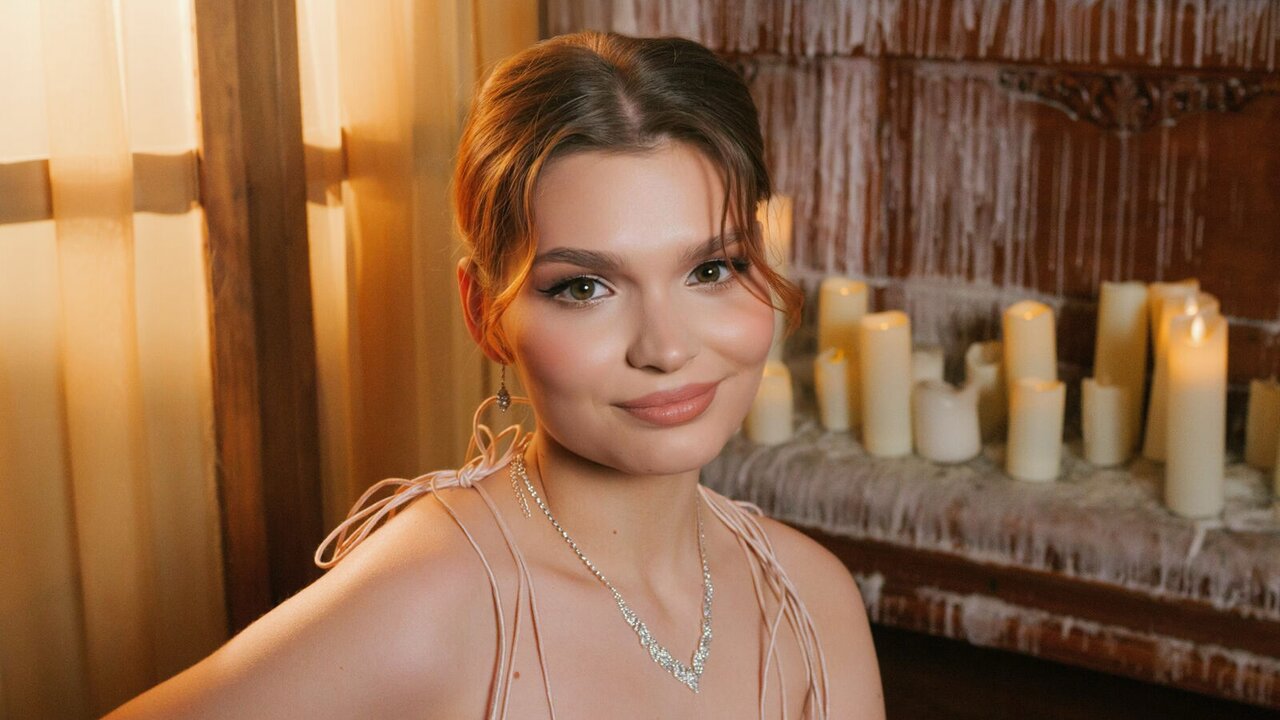 Live Porn Camera of BellaMarebelle