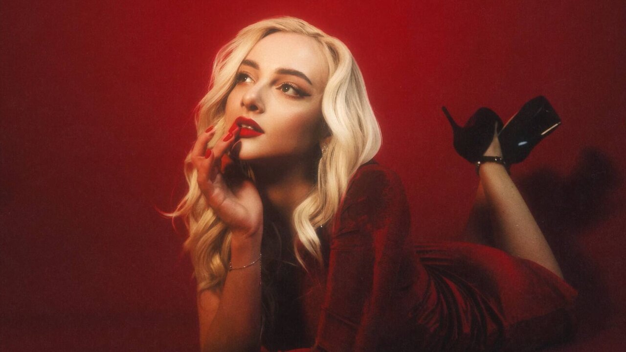 Live Porn Camera of CarolineMoor