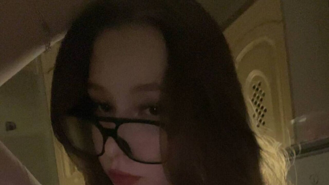 Live Porn Camera of DeandraKishi