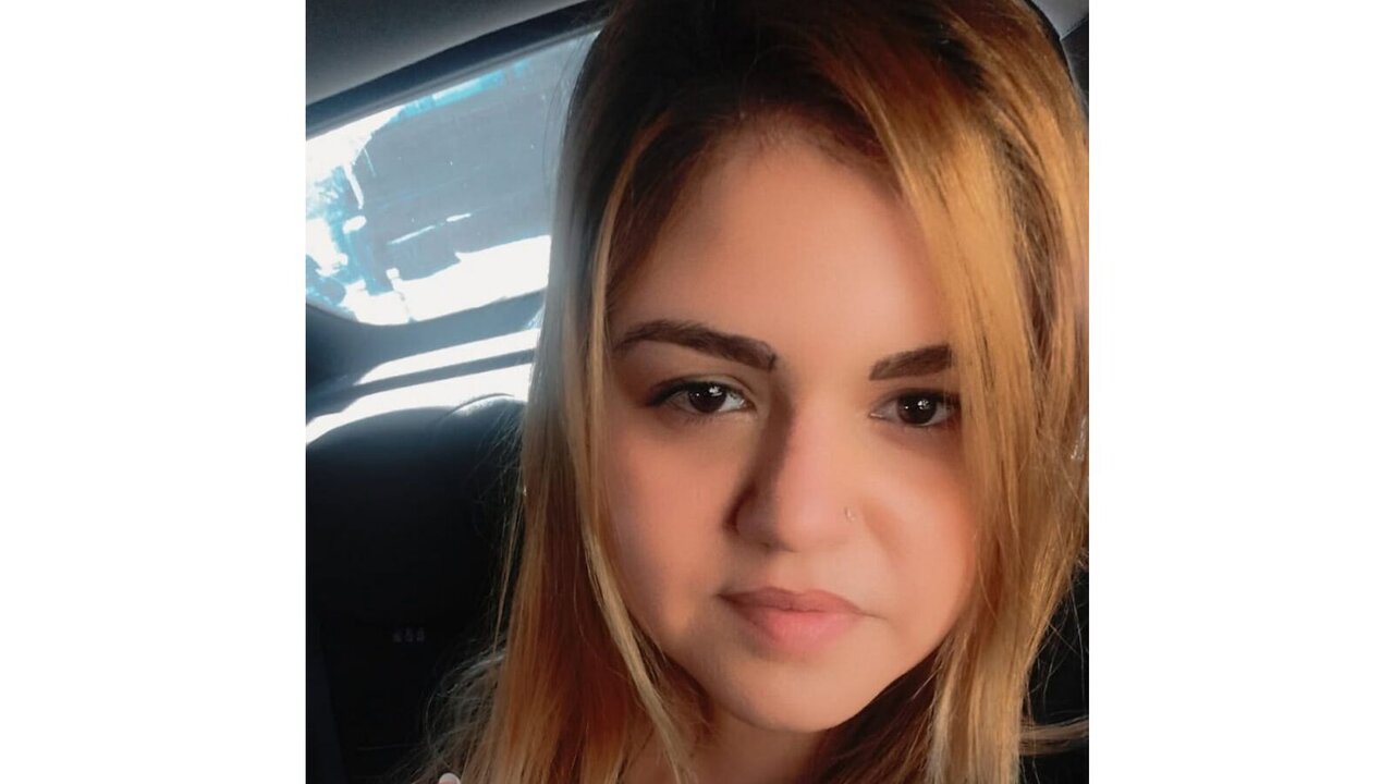 Live Porn Camera of DolceBambyna