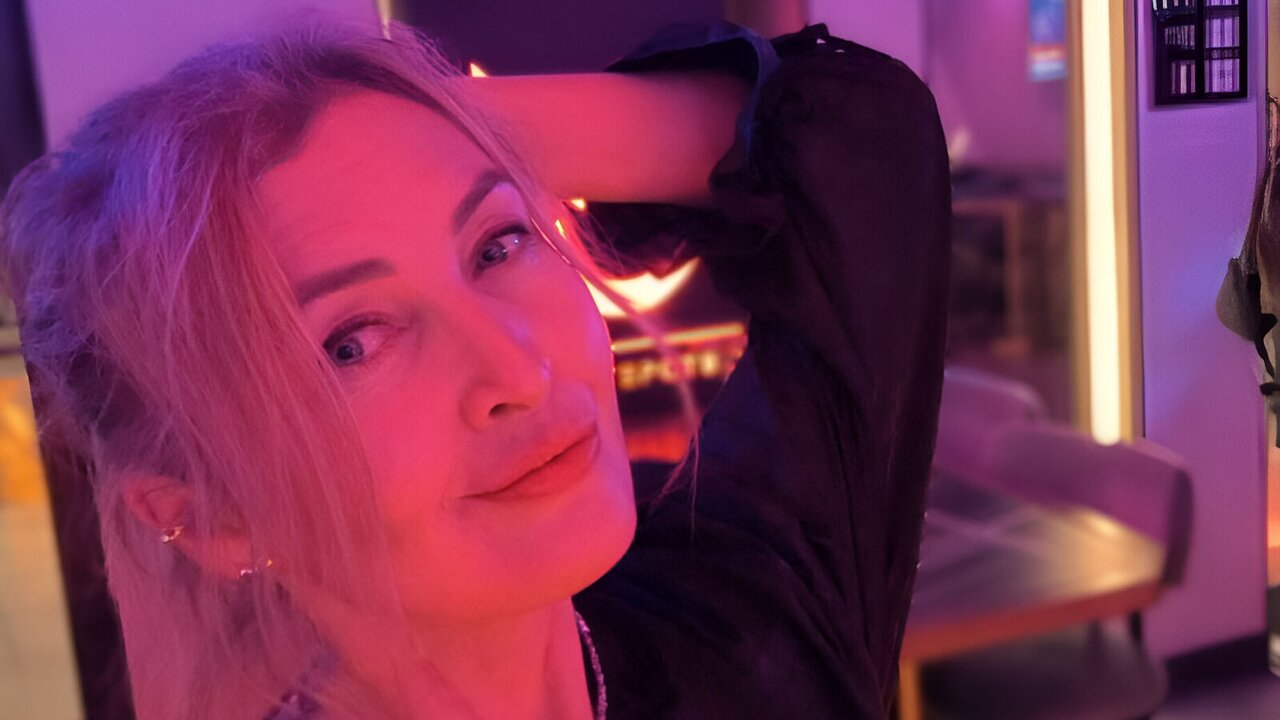 Live Porn Camera of ElenaKrasnova