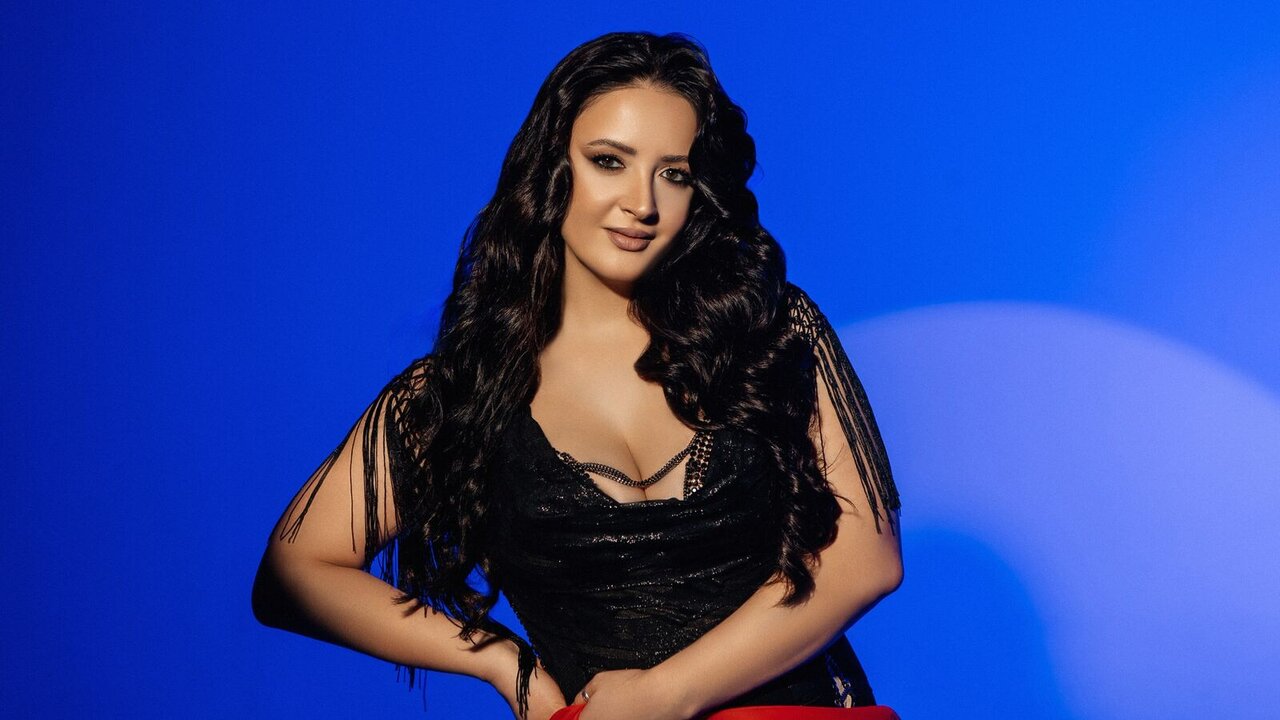 Live Porn Camera of ElinaBellucci