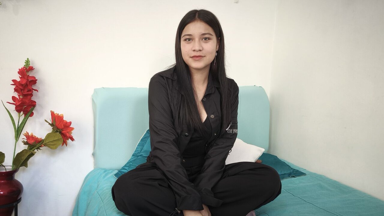 Live Porn Camera of ElizaJoones