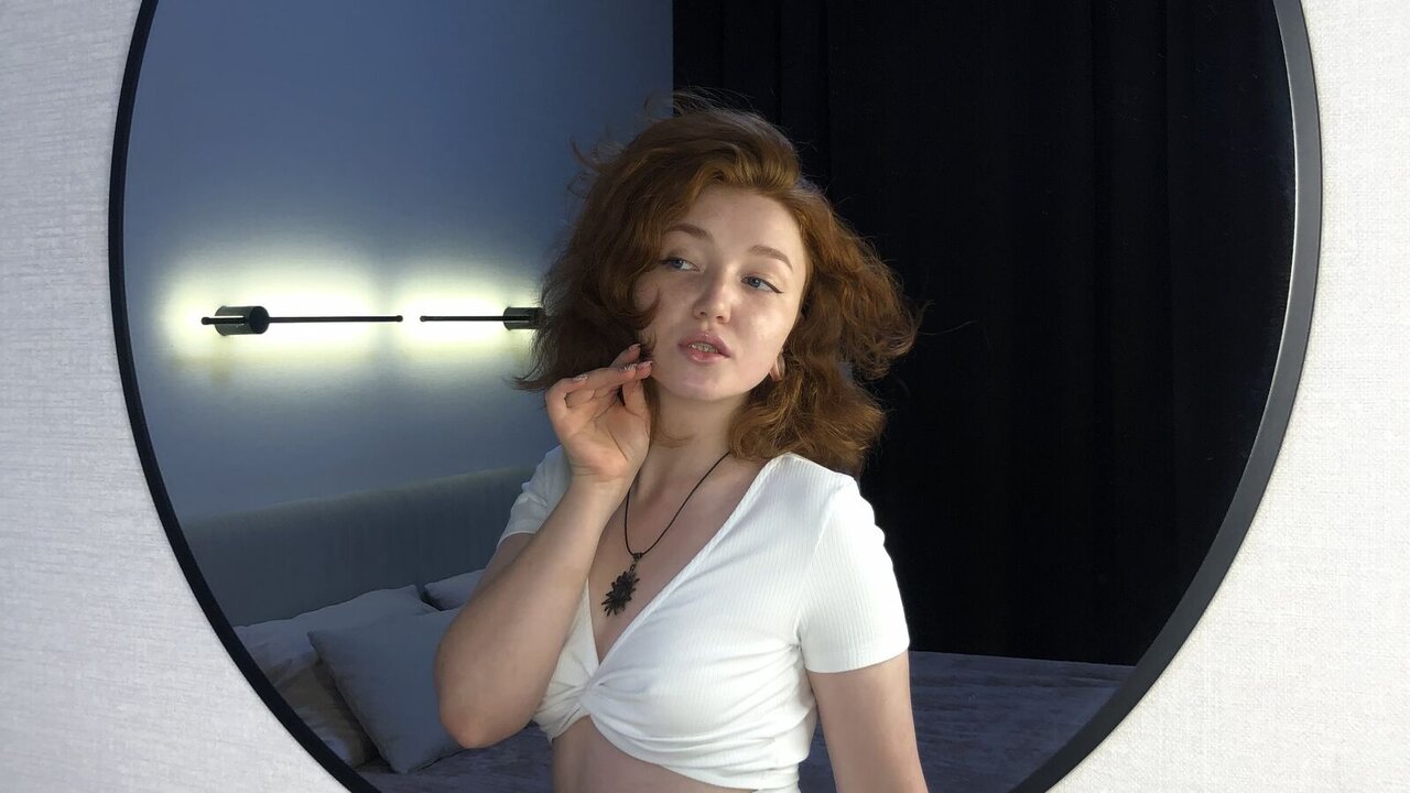 Live Porn Camera of EmiliaRise