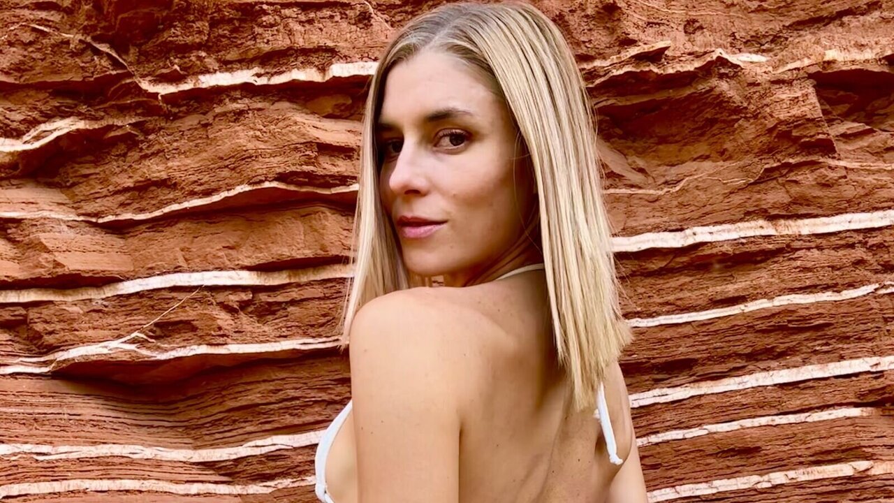 Live Porn Camera of EmmaFae