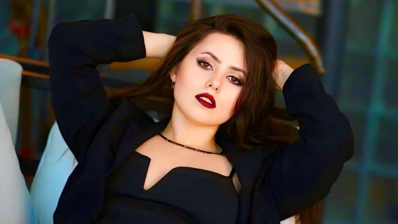 Live Porn Camera of EstherWilliams