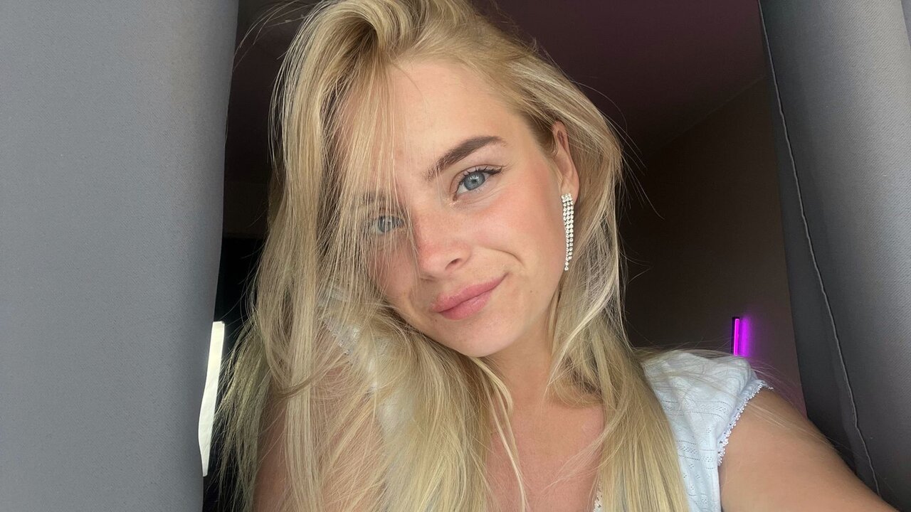 Live Porn Camera of EvaEdlin