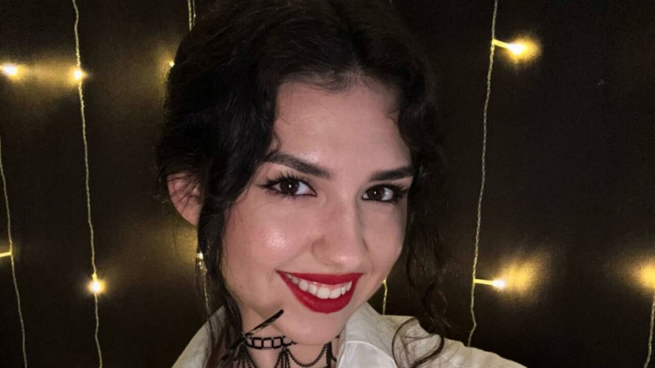 Live Porn Camera of GenesisLebow