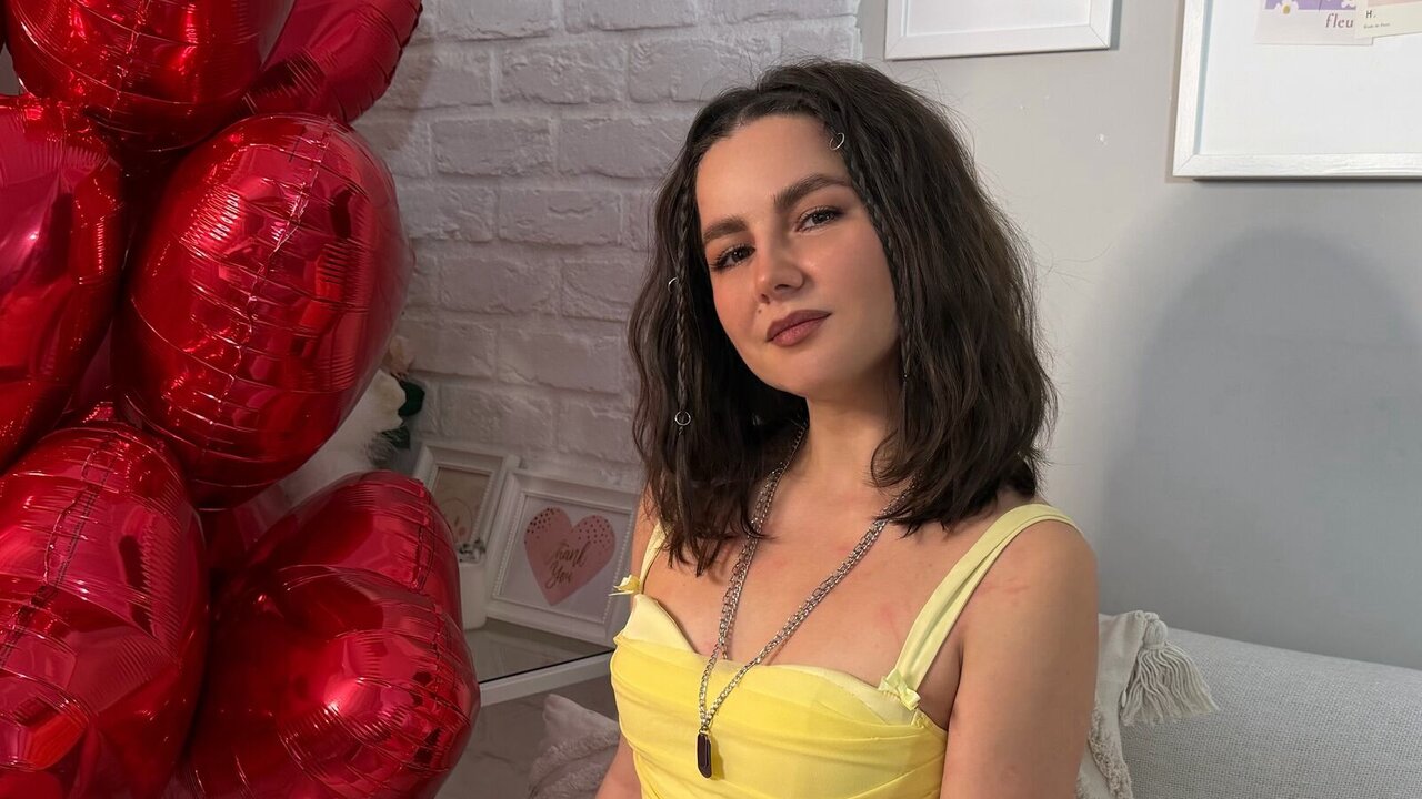 Live Porn Camera of HelenaMarble