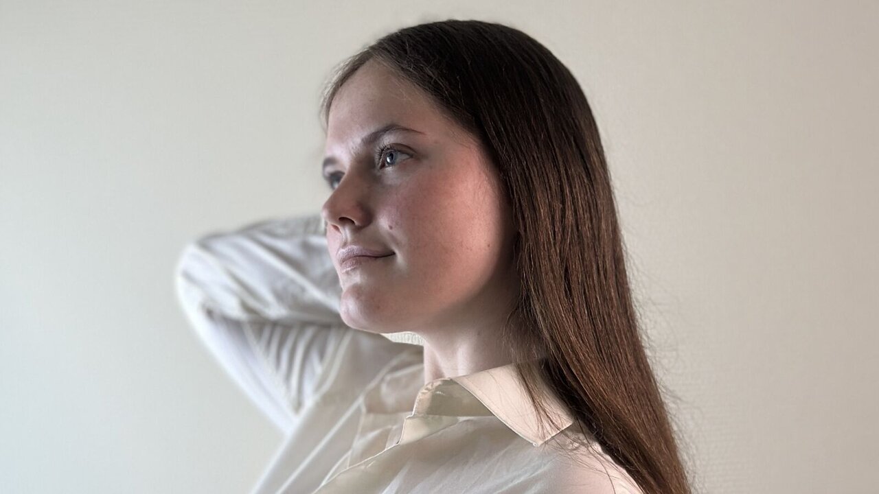 Live Porn Camera of IndiraDalmata