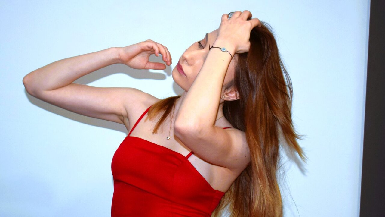 Live Porn Camera of IrisSwain