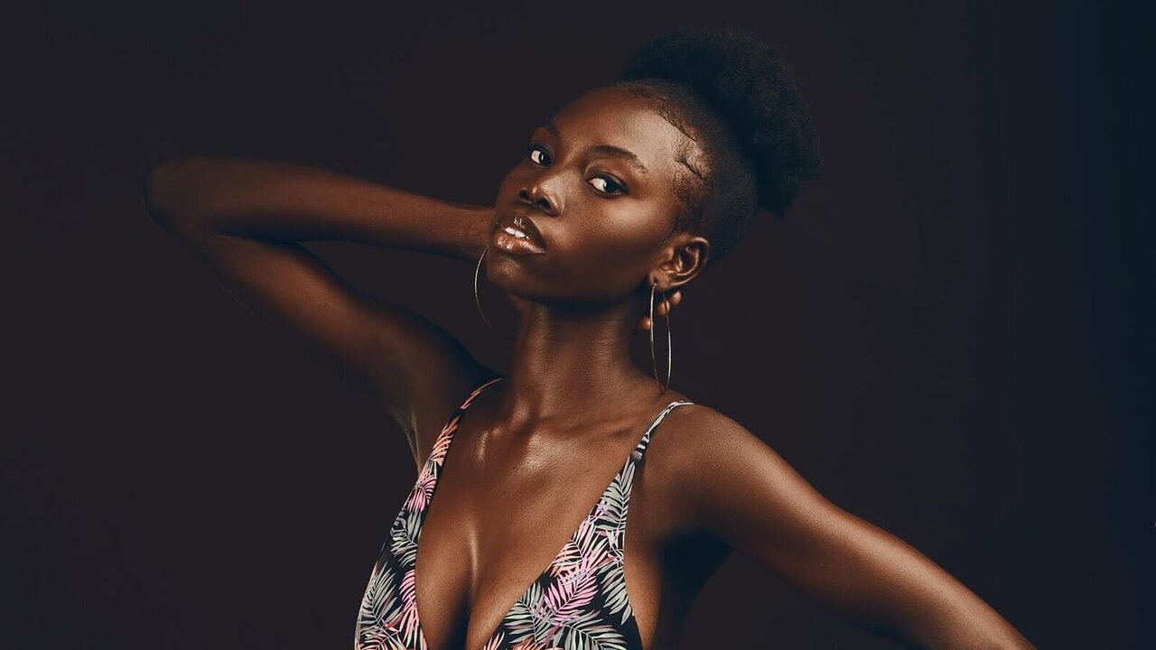 Live Porn Camera of IssaJenner