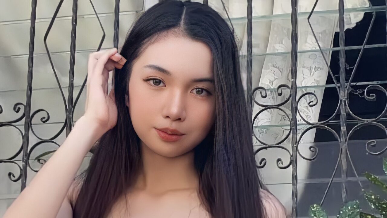 Live Porn Camera of KiaraKim