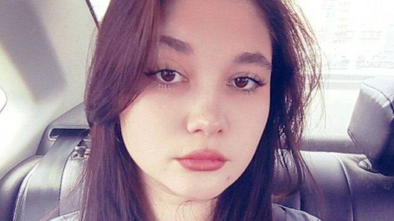 Live Porn Camera of LedaArney