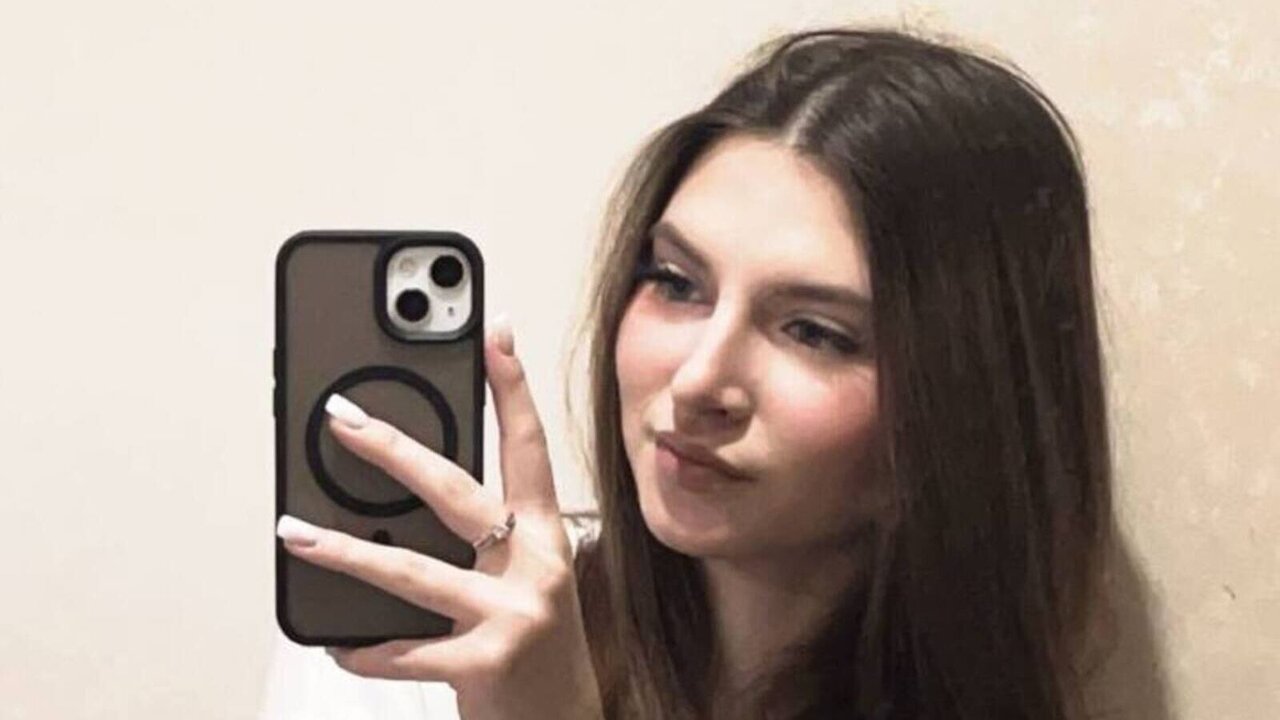 Live Porn Camera of LoraCauldwell