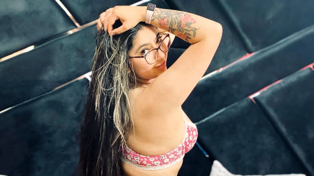 Live Porn Camera of LucyStonny