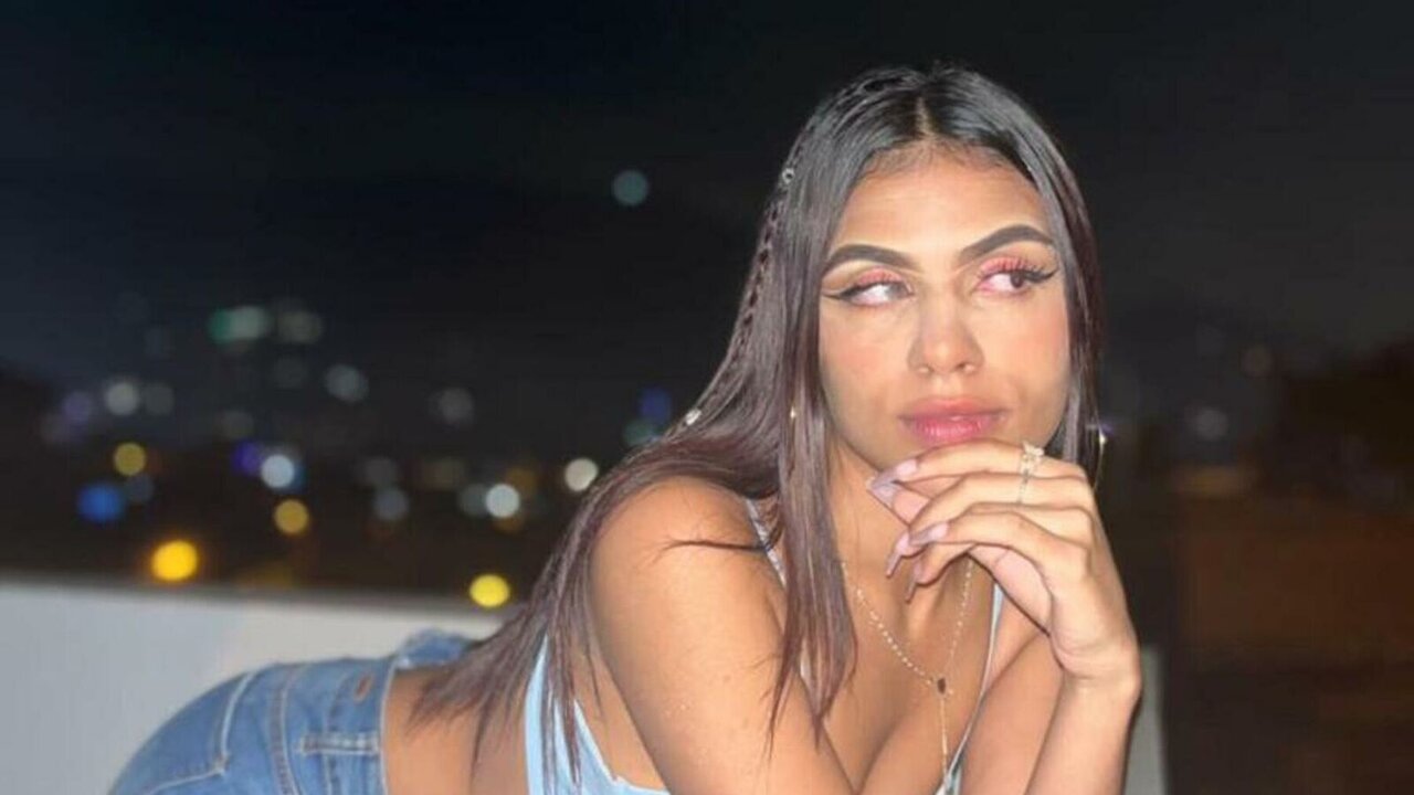 Live Porn Camera of MaddieParisi