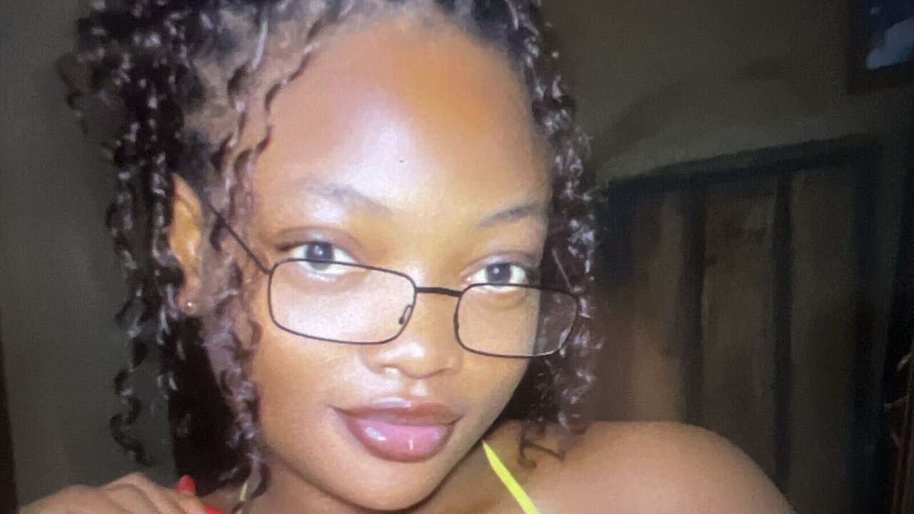 Live Porn Camera of MakyDina