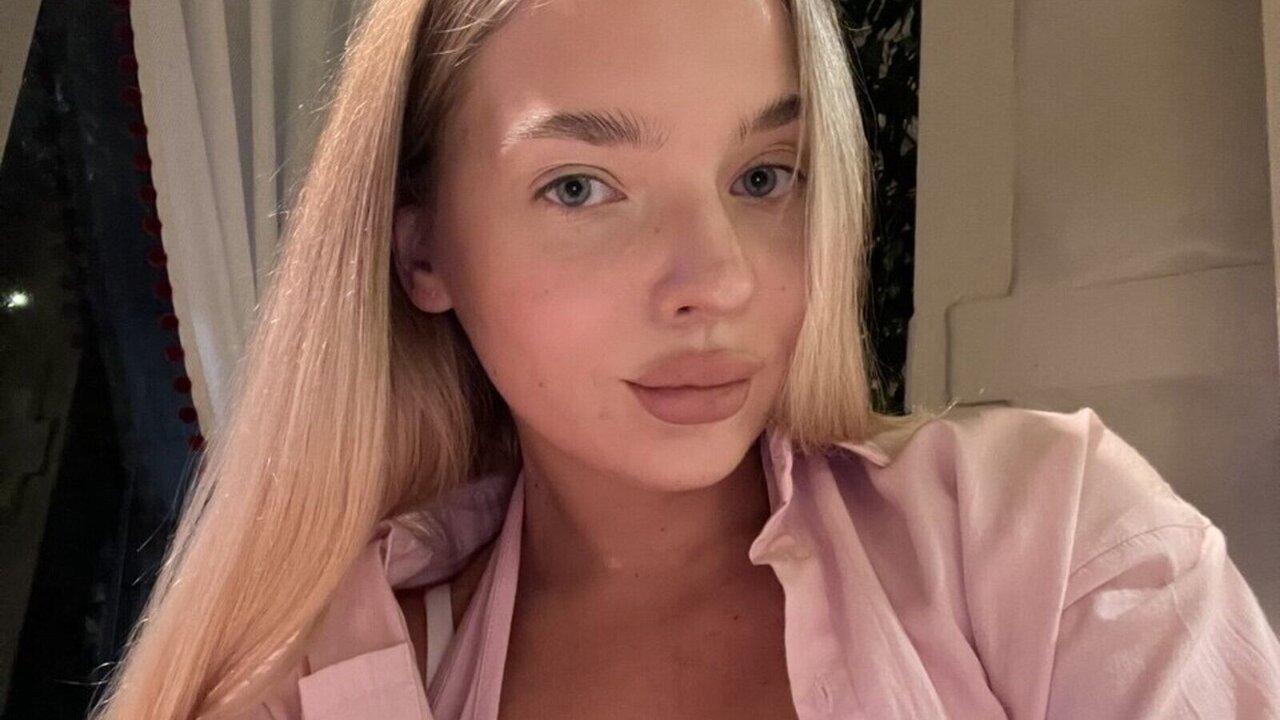 Live Porn Camera of MarryFeel