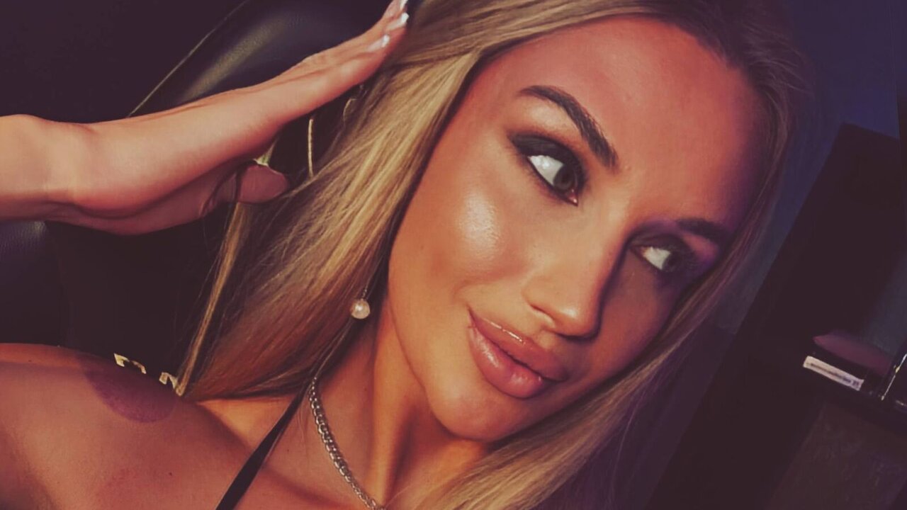 Live Porn Camera of MeganHamillton