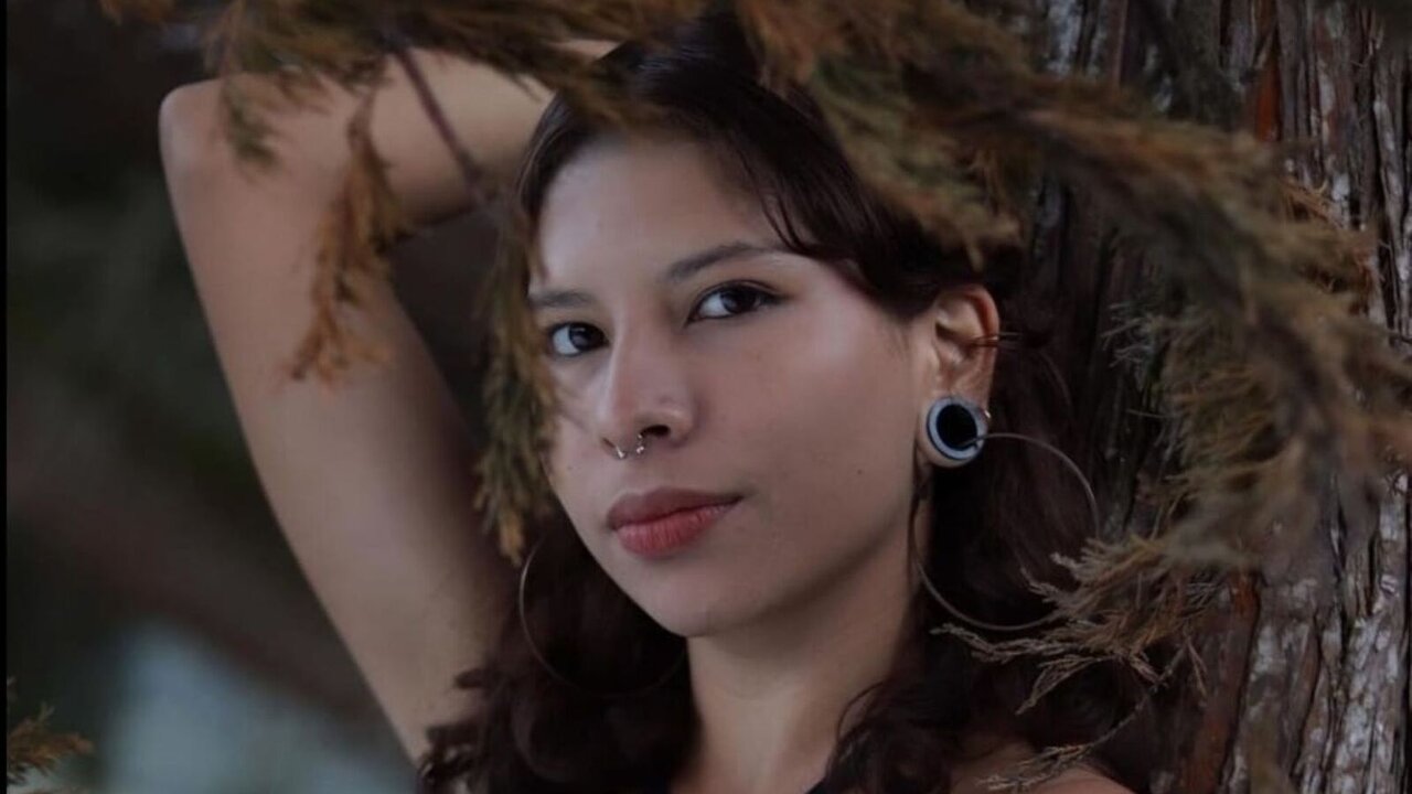 Live Porn Camera of MelanyVelvett