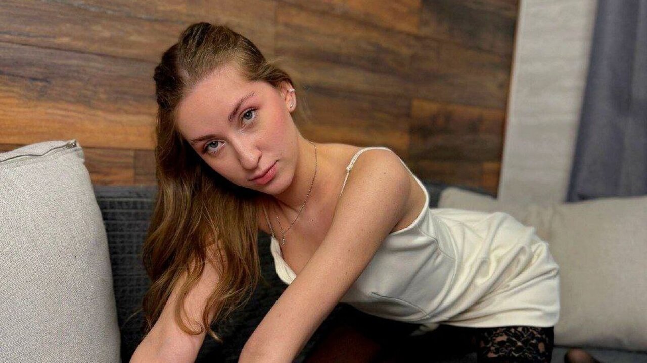 Live Porn Camera of MiaDelRey